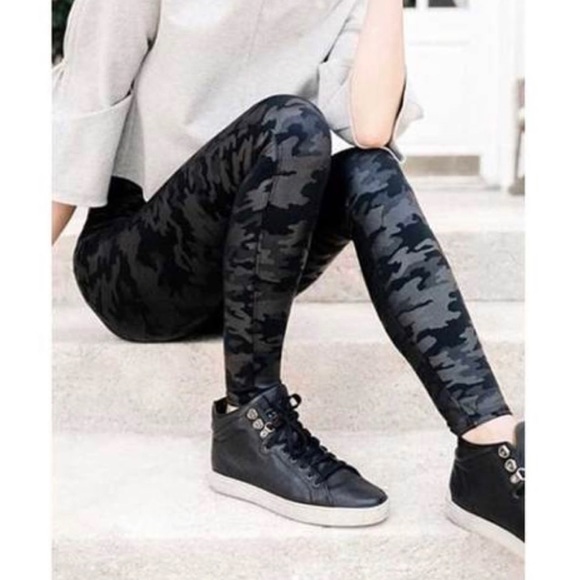 Spanx Faux Leather Camo Leggings - Picture 2 of 7